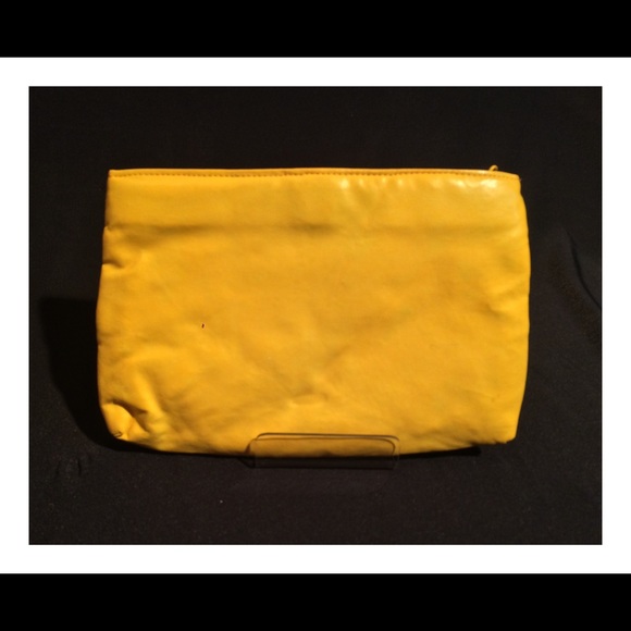 *VTG* Mustard Yellow Purse/Clutch w/Bow Detail! - Picture 2 of 6